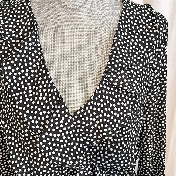 MAX STUDIO Ruffled Polka Dot Blouse Elastic Waist Bow  Tie, Size L - Picture 2 of 11